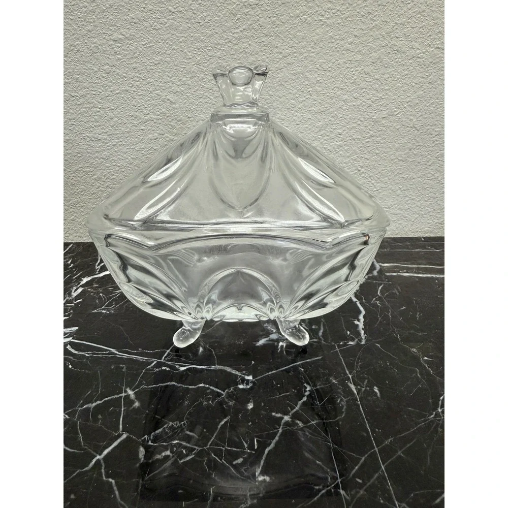 Shannon‎ Crystal by Godinger Serenade Covered Candy Box Footed Glass Dish 43784